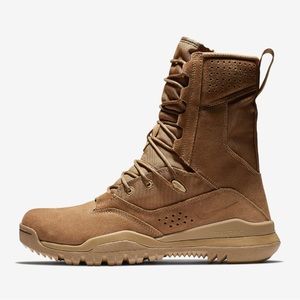BRAND NEW! Nike SFB Field 2 8" Leather Combat Boots (M8/W9)